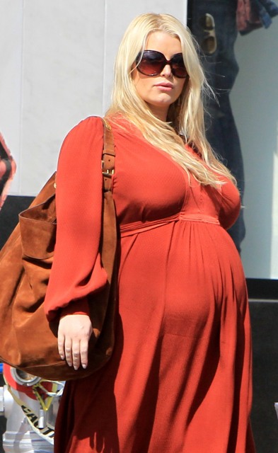 Is Weight Watchers Mad At Jessica Simpson For Getting Pregnant Again 2155